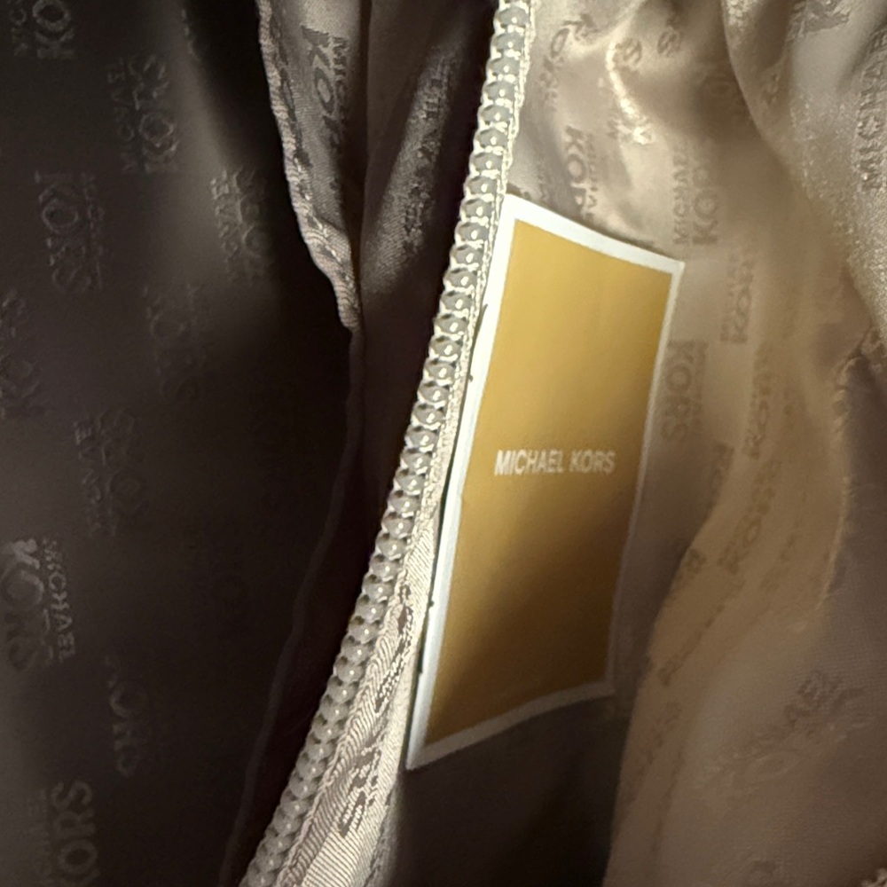 Michael Kors Brown Duffel “The Weekender” travel Bag - Picture 6 of 9